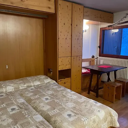 Cervinia On The Slopes - I Dadi 603 B * Breuil-Cervinia